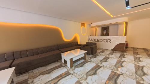 Zona d'estar a Hôtel Sable d'Or