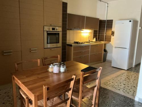 Eleni's apartment