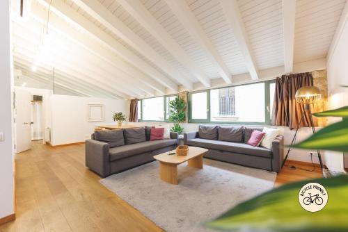 Bravissimo Força 17, Barri Vell apartments