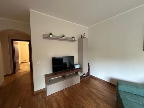 New apartment with courtyard