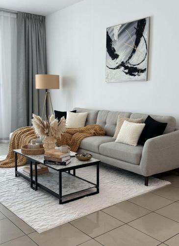 Palm Sea View - Dubai Marina- 2 Bedrooms