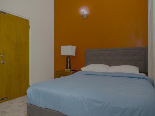 Llit o llits en una habitació de Getaway Homes