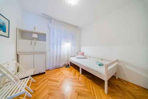Flexible SelfCheckIns 216 - Zagreb - 3 Bedrooms - Garage