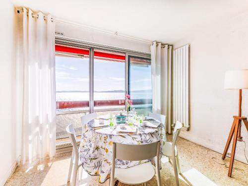 Apartment Le Grand Large-3 by Interhome