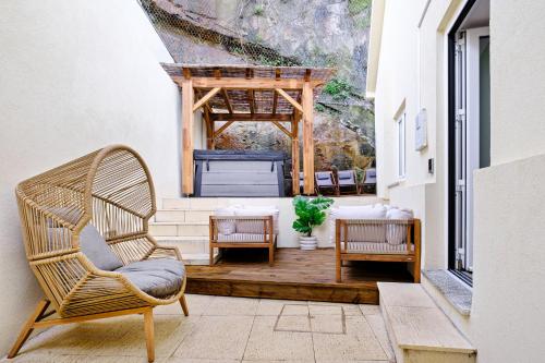 NEW! House with Hot Tub by Douro River & Iconic Bridge