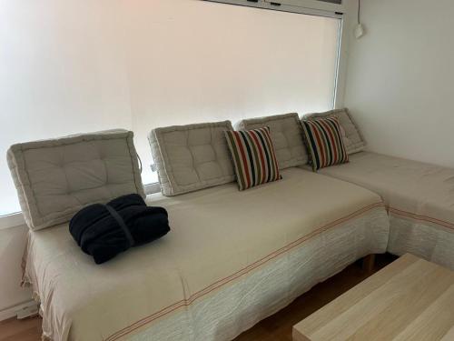 Zona d'estar a Born Studio minimum stay 30 nights, by PriorityVillas