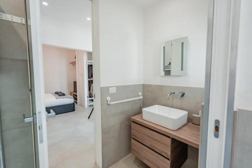 Guelfa Luxe Apartment a 2 min dal Duomo by MOIS Collection