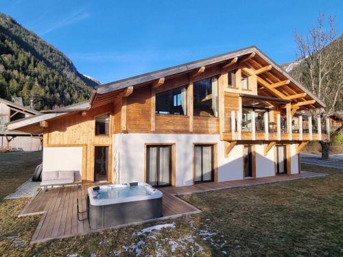 Chalet avec jacuzzi et animaux admis, vue Mont-Blanc - FR-1-343-259