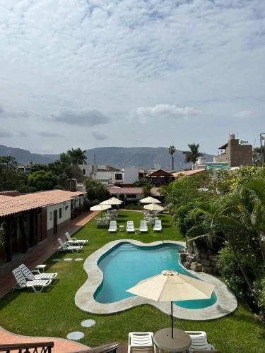 Piscina a Oro Viejo o a prop