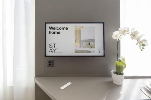Foto Octagon - Self Check In by Homenhancement 5