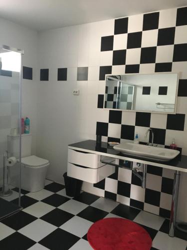 tout confort piscine privée proche de tout