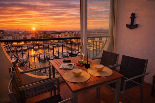 Apartamento Salins vista al canal de Empuriabrava