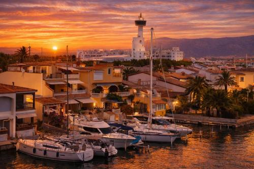 Apartamento Salins vista al canal de Empuriabrava