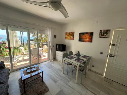 Apartment in first beach line with view on the see and Africa coast