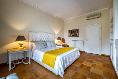 YID D'Azeglio luxury apartment with parking