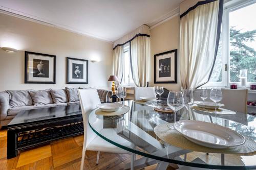 YID D'Azeglio luxury apartment with parking