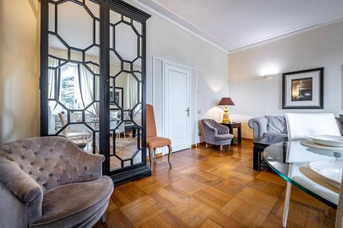 YID D'Azeglio luxury apartment with parking