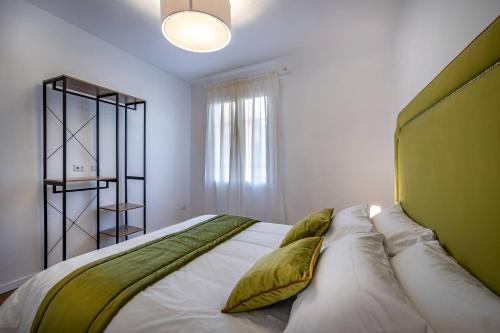 JCL first apt in the hearth of Florence