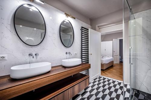 Hs4U Ricasoli Luxury apartment near Duomo N. 3