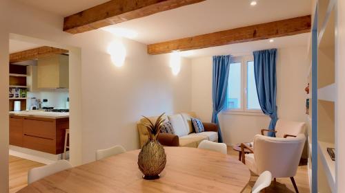 Pellicceria Charm Apartment