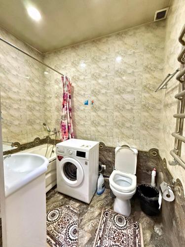Bany a Apartment Oltintepa