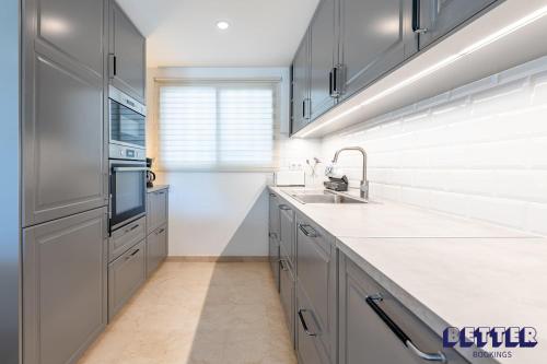 Beachfront 2BR w Seaviews By Better Bookings