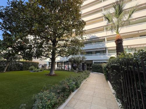 Cannes charming one bedroom apartment- 2ES