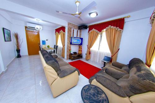 PrimeStay Adenta 3 Bedroom Apartment