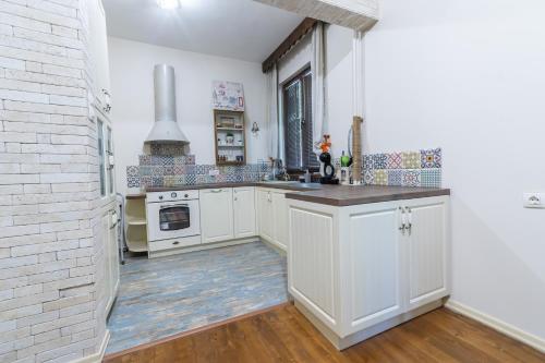 Three Vintage Apartments by NDK and Vitosha Blvd with Free Parking