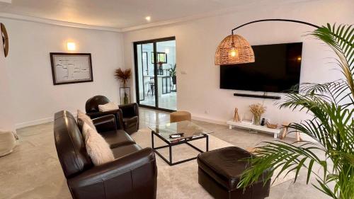 Baie des Amours - F5 de Standing avec Spa à Biétry