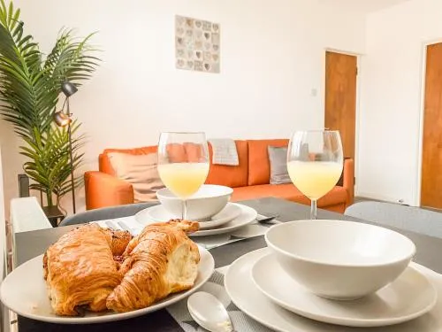 Cardiff Stay- Sleeps 4- FREE PARKING- 8 min to City photo 1