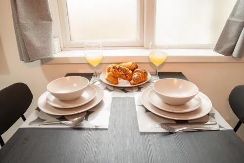 Cardiff Stay- Sleeps 4- FREE PARKING- 8 min to City photo 8