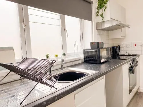 Cardiff Stay- Sleeps 4- FREE PARKING- 8 min to City photo 46