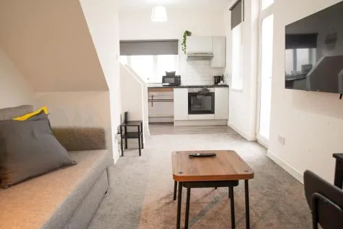 Cardiff Stay- Sleeps 4- FREE PARKING- 8 min to City photo 42