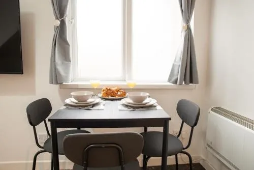 Cardiff Stay- Sleeps 4- FREE PARKING- 8 min to City photo 49