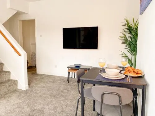 Cardiff Stay- Sleeps 4- FREE PARKING- 8 min to City photo 86