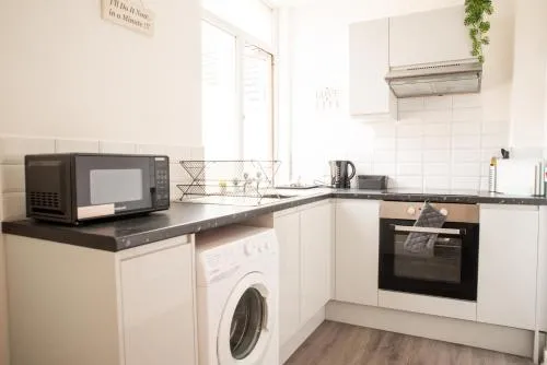 Cardiff Stay- Sleeps 4- FREE PARKING- 8 min to City photo 88