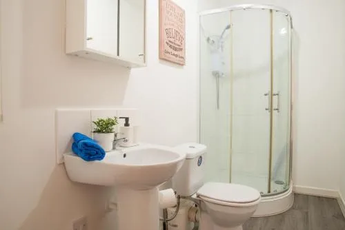 Cardiff Stay- Sleeps 4- FREE PARKING- 8 min to City photo 101