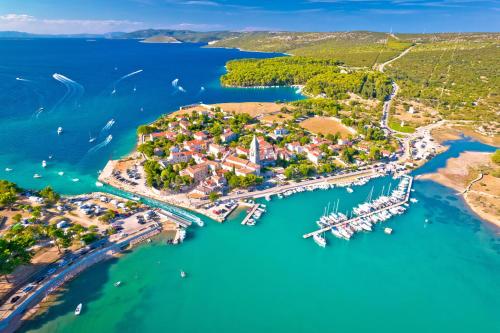 Apartment in Mali Losinj 15007