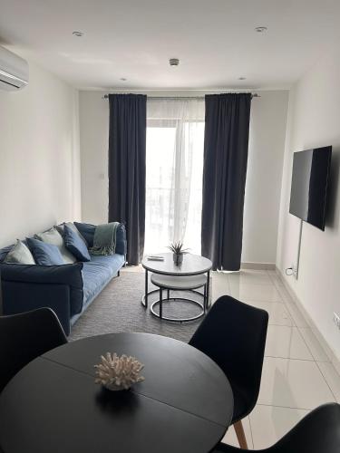 Stylish One Bedroom Luxury Stay Loxwood House