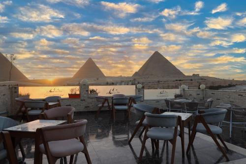 OWest Pyramids View Hotel