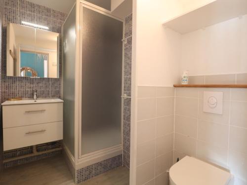 Moderne T2 Climatisé avec Piscine à Sète - FR-1-472A-325