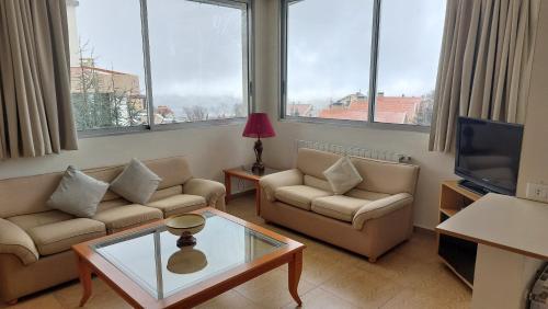 Panoramic 3-Bedroom Chalet with Terrace-Garden