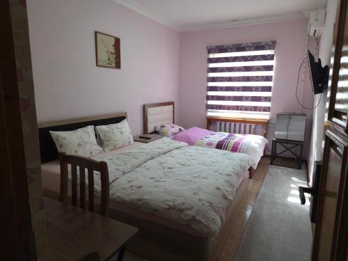 Samia House Room on Furqat 8