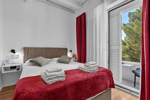 Beachfront Deluxe B&B