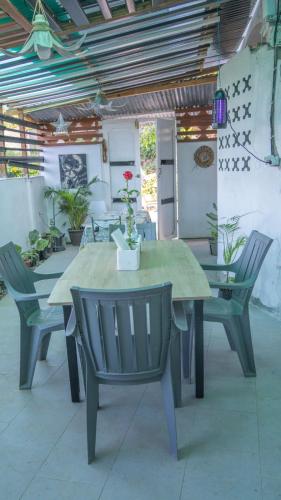 Foto de la galeria de HizMayLodge a Koungou