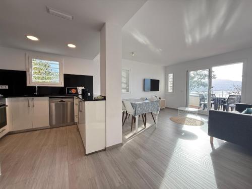 Agi Residencial Roses