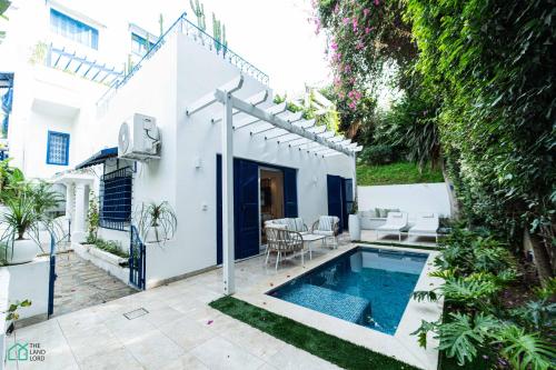 Appartement les Bleus dAmen avec piscine chauffée