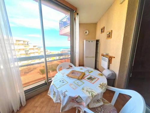 Canet-en-Roussillon T2 Pieds dans l'Eau avec Parking - Idéal 4 Pers