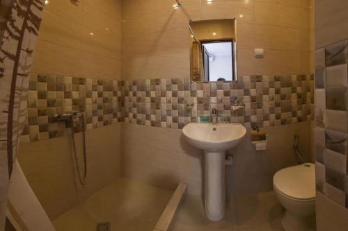 ห้องน้ำของ Merien hotel